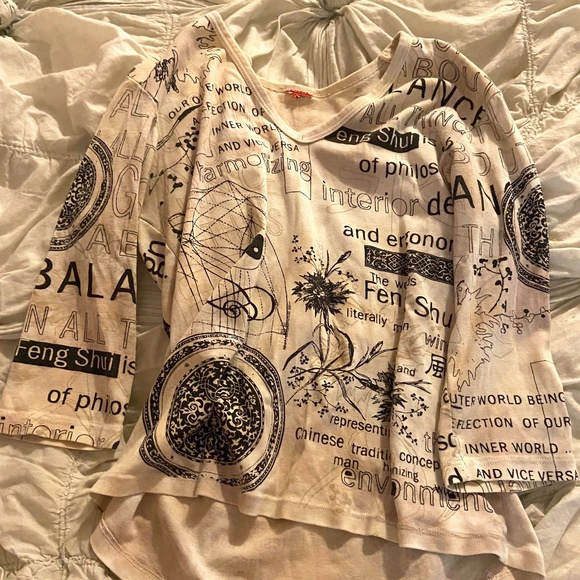 Unique Shirt(Yin and Yang Shirt) - Picture 1 of 3